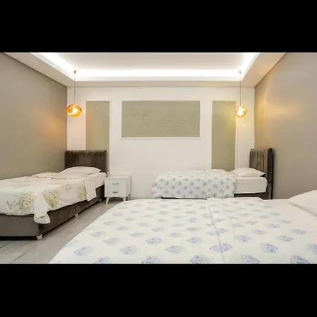 Galata Apartment *